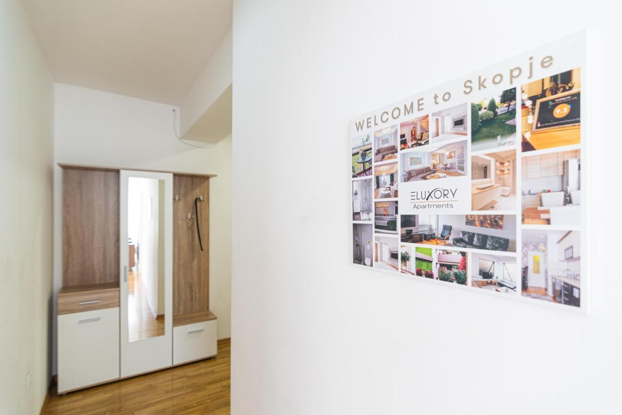 High-End Spacious Apartment Next To City Mall Skopje Exterior photo